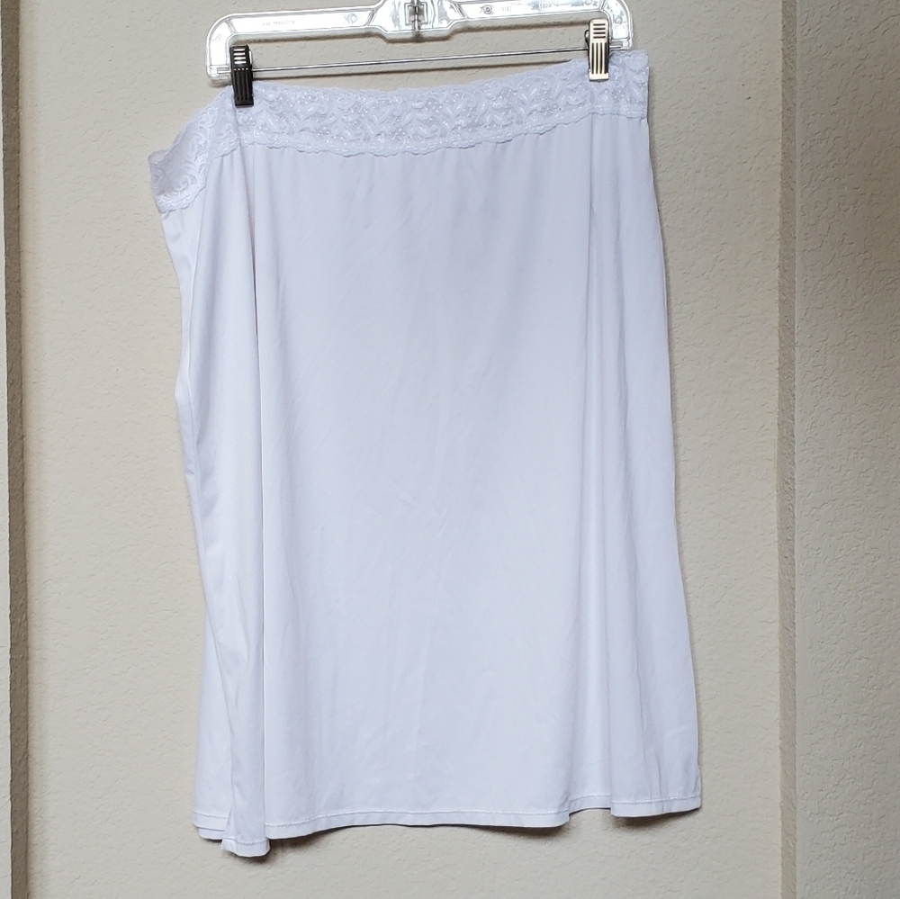 Vassarette Ladies Slip.  Size 2X